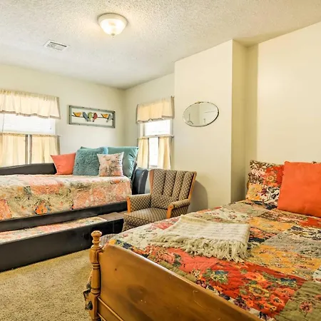 Charming Craftsman Home In Downtown Bartlesville!